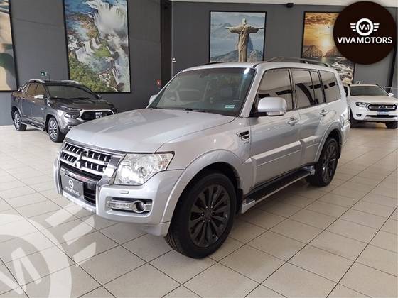 MITSUBISHI PAJERO FULL 3.2 HPE 4X4 16V TURBO INTERCOOLER DIESEL 4P AUTOMÁTICO